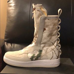 Men’s Air Force 1 SF AF1 H1 light bone boots